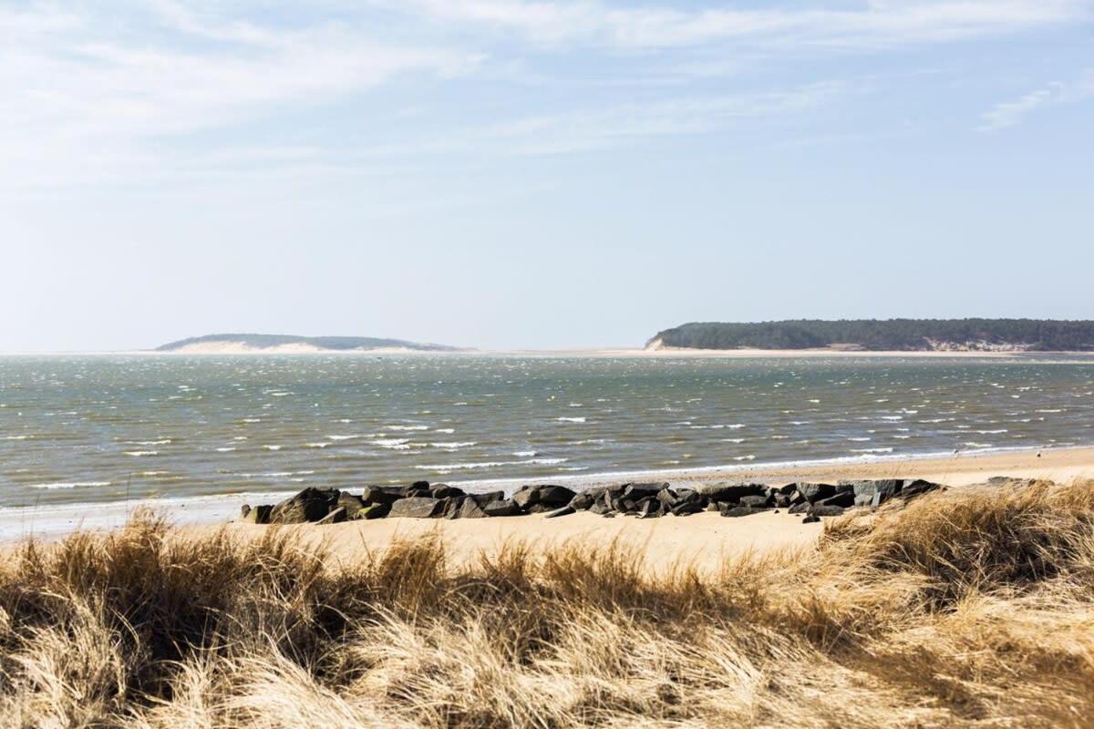 Across From Mayo Beach Walk To Downtown Villa Wellfleet Exterior photo