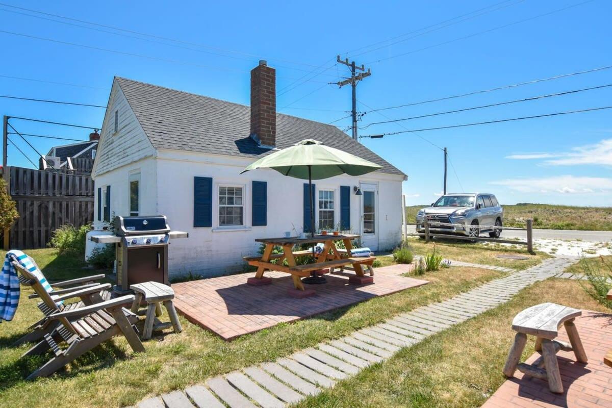 Across From Mayo Beach Walk To Downtown Villa Wellfleet Exterior photo